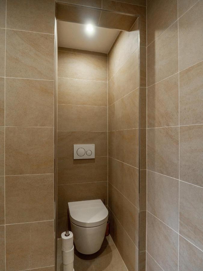 Charmant Appartement Spacieux Pour 6P Vue Mer Vieil Антиб Экстерьер фото
